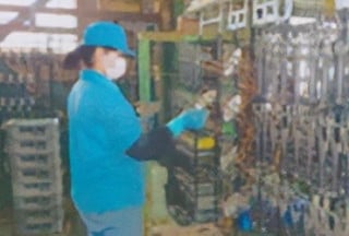 海外研修生への伝授の様子